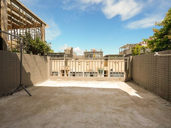 【多图】御峰园,平湖租房,御峰园 5室2厅4卫 6800.0元 精装修123.