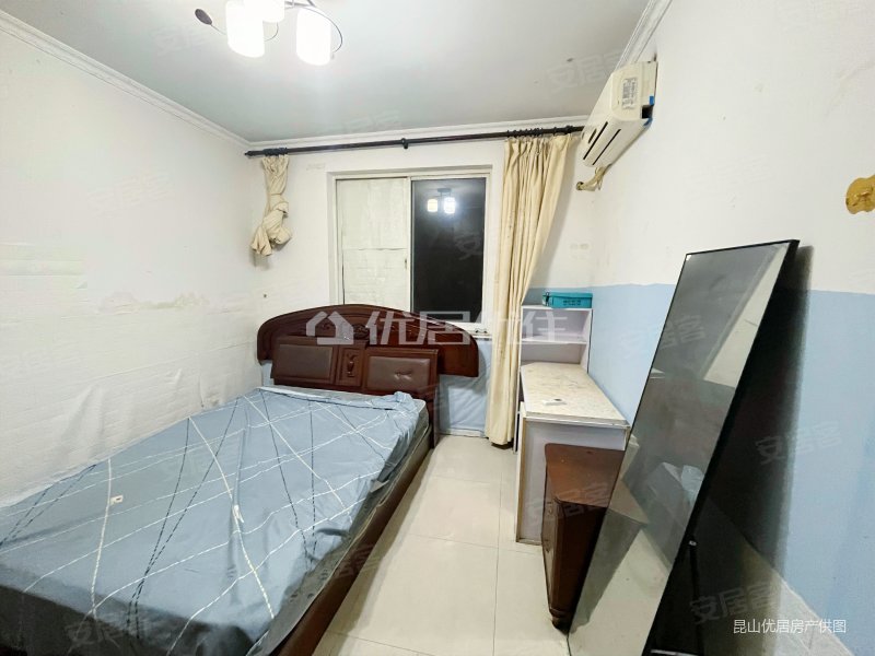 满庭芳花园 南北通透 精装 117平 看房方便 有钥匙