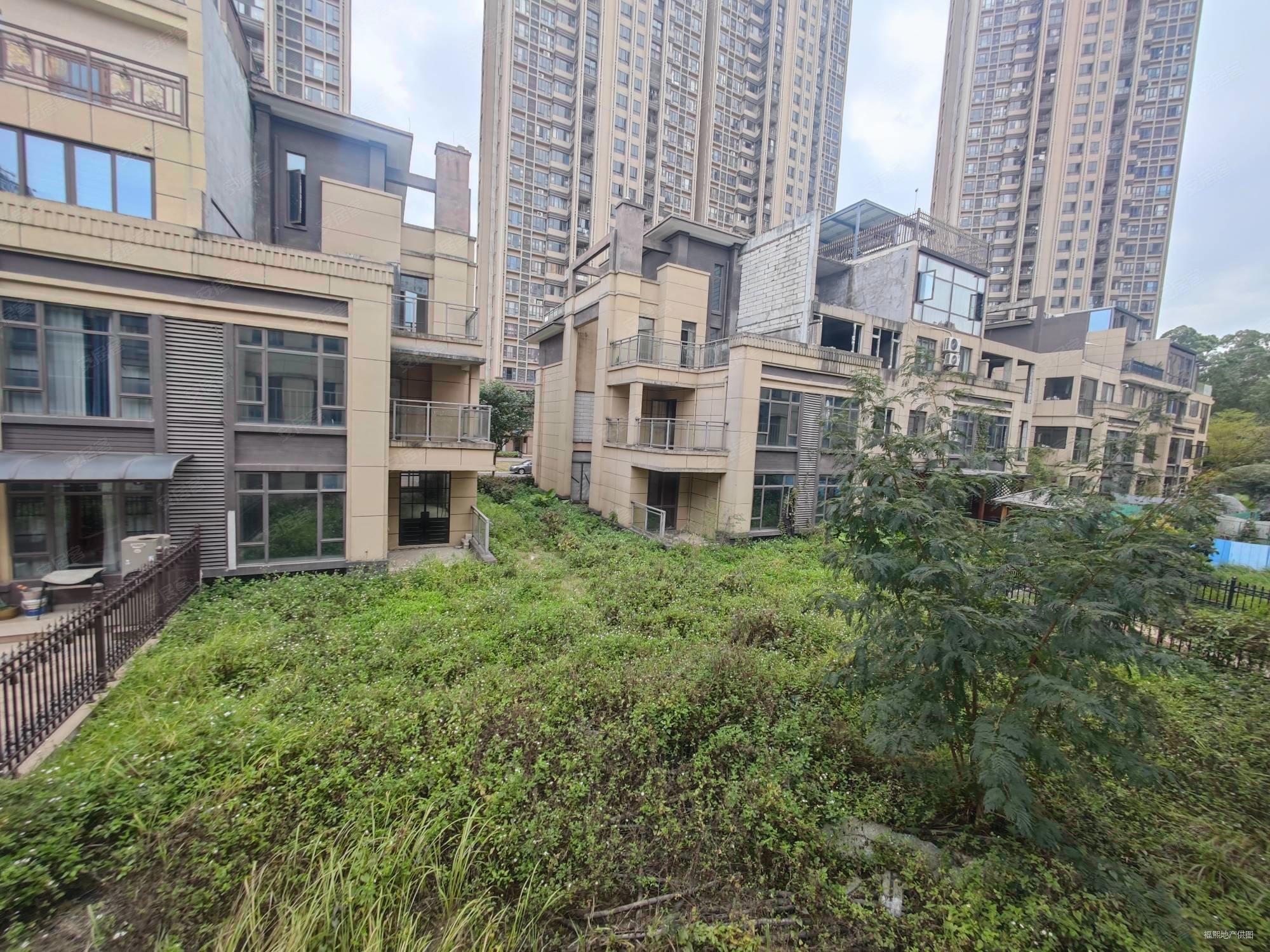 珠江观澜御景新出炉边位别墅183平708万