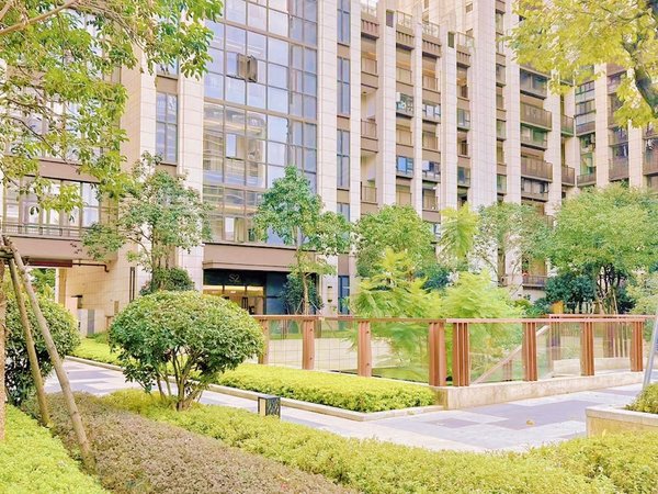 【多图】首开中庚香开连天(商住楼),东二环租房,新出单身公寓 家具