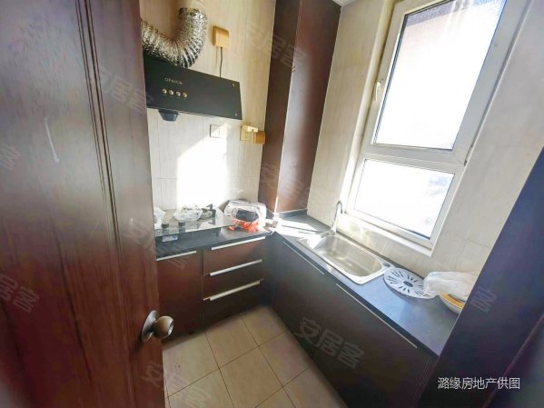 辰庆家园 南向采光好 满二   近医院 商品房 电梯房