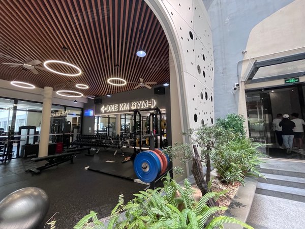 深圳福田彩田村新浩e都福田孖岭 精装超大单间 南北通透 停车方便