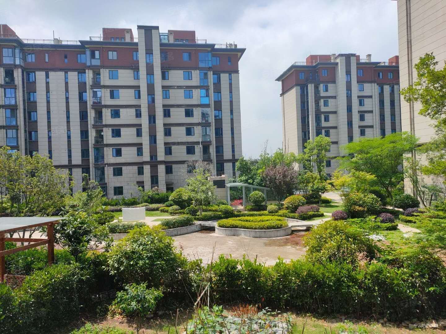 一楼带私家花园 低容积 南北通透 商品房 小区新 有地暖,南京碧桂园阅