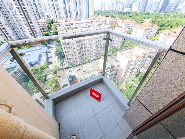 深圳南山华侨城侨城尚寓网红热点公寓,ins轻奢风装修风格舒适度拉满