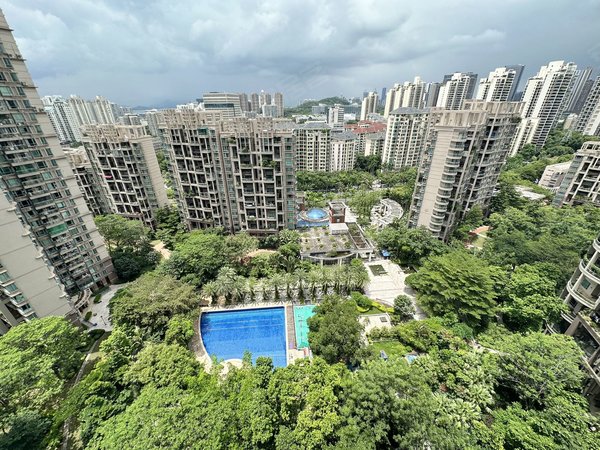 深圳福田香蜜湖香域中央花园香蜜公园旁新装,4加1房南北通高楼层,30平