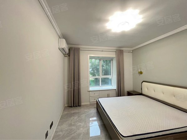 天津东丽空港经济区复地湖滨广场复地悦城花园 精装3室2厅1卫 一天未