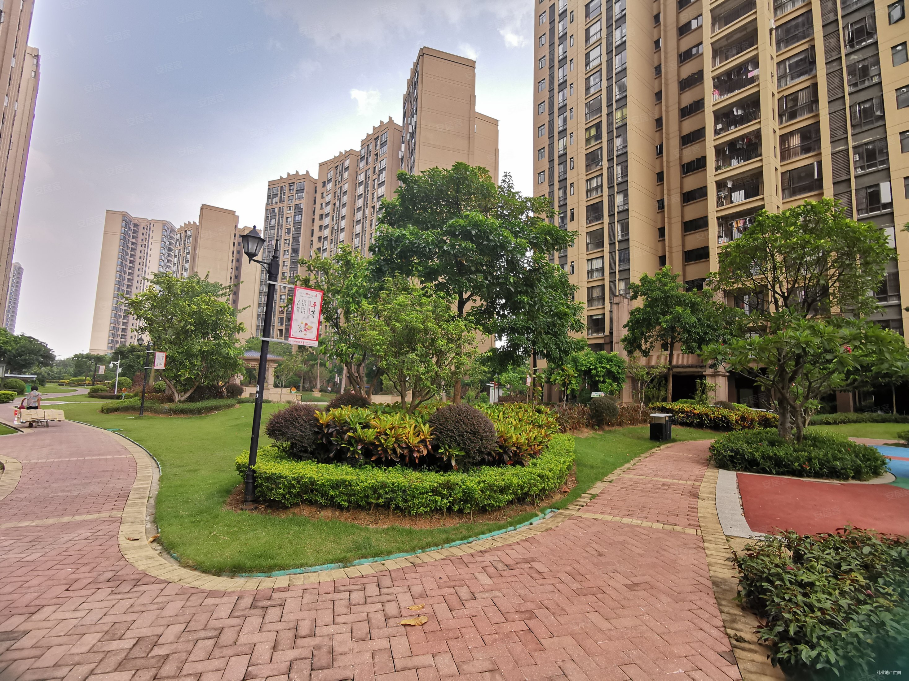 东莞房产网>东莞二手房>清溪二手房>清溪城区二手房>汇景城市山谷>