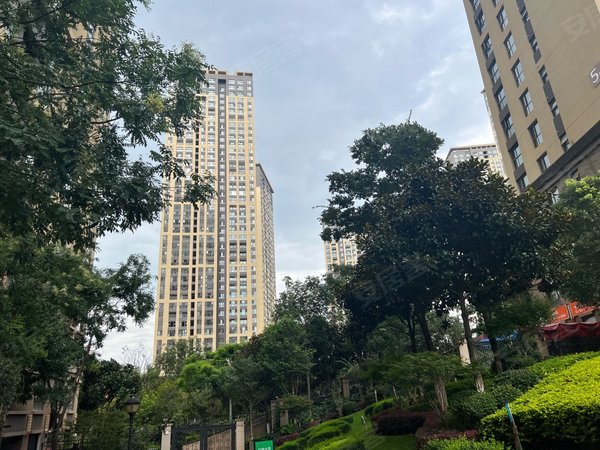 昆明盘龙江东花园俊发城百合苑俊发城百合苑 近地铁 明通 师大附小
