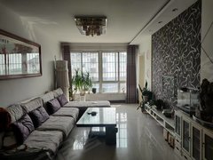 莱芜钢城钢城城区九龙家园三楼三室两厅家具家电齐全拎包入住月租900出租房源真实图片