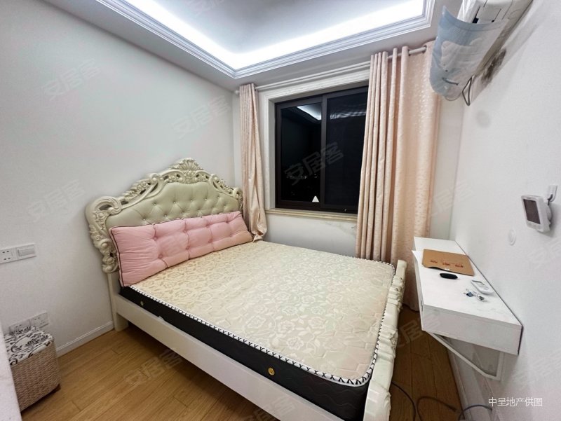 东方悦居苑 出行方便 近地铁 精装可拎包入住 有电梯