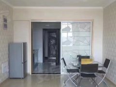 月租900 龙锦新天地单身公寓，精装，民用水电拎包入住