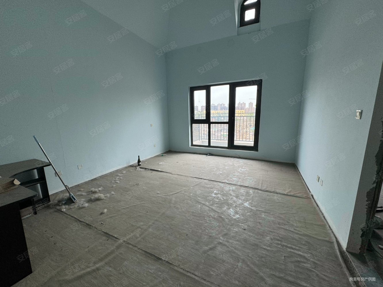 大运河孔雀城轩园七期(别墅)4室2厅4卫223㎡南北180万