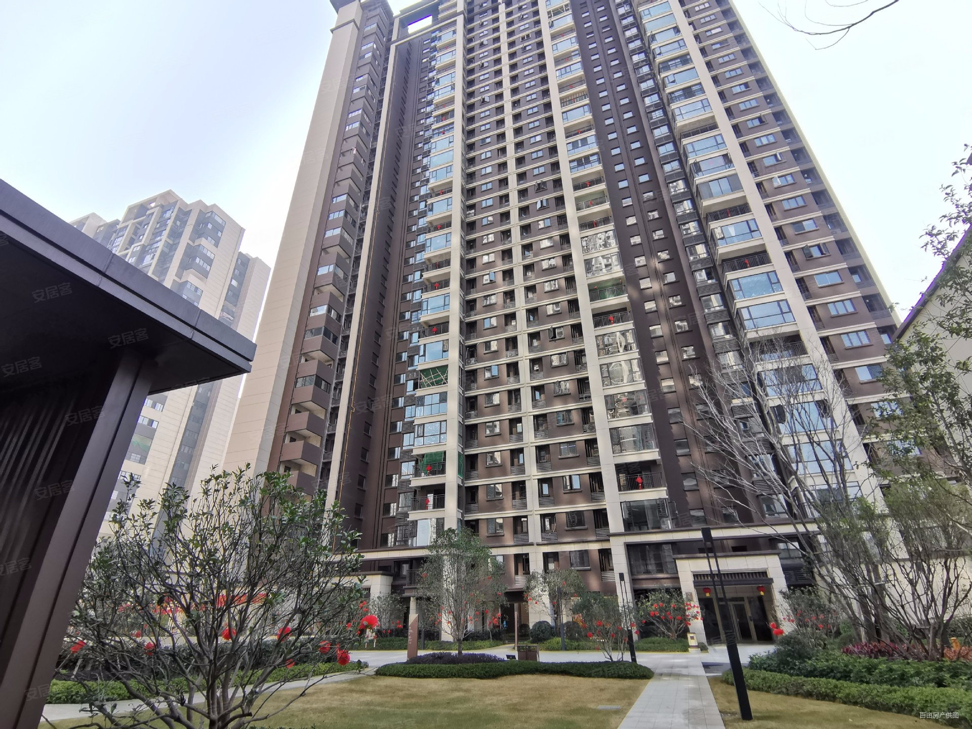 联发君悦朝阳3室2厅1卫87.5㎡南北82万