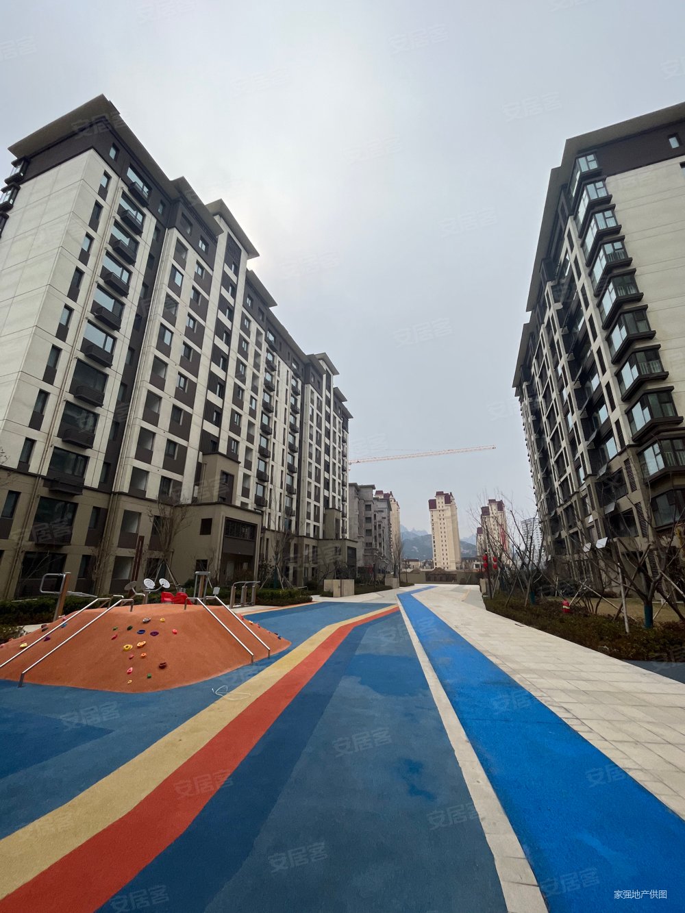 商业街配套全送车位70年大产权现房洋房悦和山海