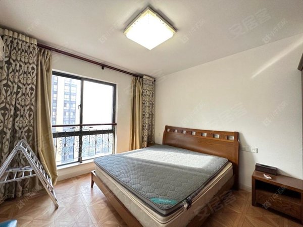 常州武进大学城美景公寓湖塘143.