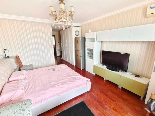 上海长宁中山公园兆丰苑中山公园 电梯高区 紧临地铁隆德路站 一室一