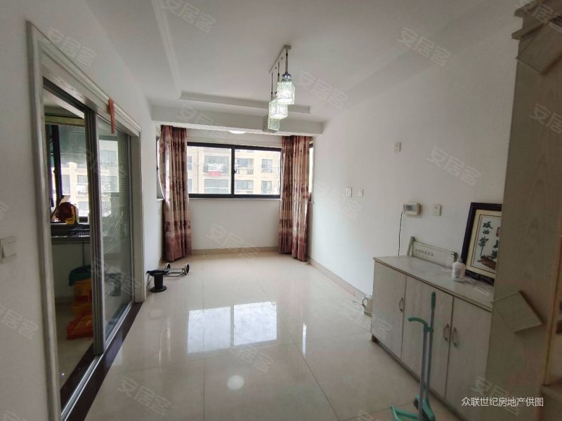 出行方便 中间楼层 商业配套齐全 装修好 南北通透 电梯房,中和家园