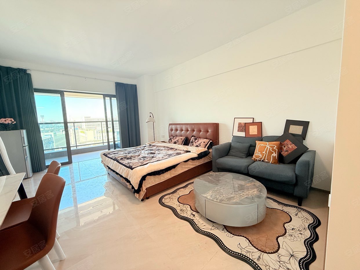 入住即送麣驋天 三山新城旁 交通便利 采光视野无遮挡 