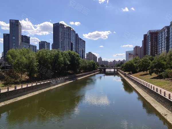 北京朝阳太阳宫uhn国际村三元桥,新出,uhn国际村,139平,南北三居,安静