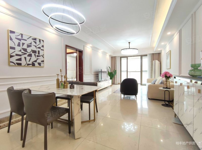 中海花城湾 3 房  130 方 近地铁 配套成熟 品质小区