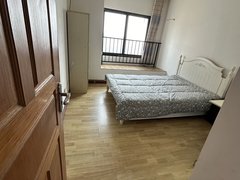 镇江丹阳丹阳开发区无中介,自己的房子,吾悦广场边上出租房源真实图片