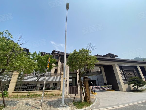 泉州晋江紫帽山世茂紫茂城(别墅)清濛周边晋博坊旁精装4房家电齐全