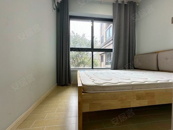 重庆巴南龙洲湾华宇龙湾巴南区 华宇龙湾 三房出租房源真实图片