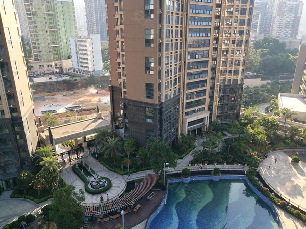 深圳盐田盐田鹏广达山海四季城高品质小区  大3房保养好  便宜出租