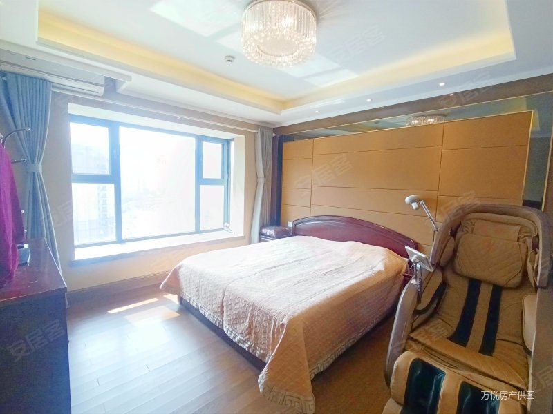 恒大龙奥御苑 低密度社区 近地铁 南北通透 高楼层采光充足