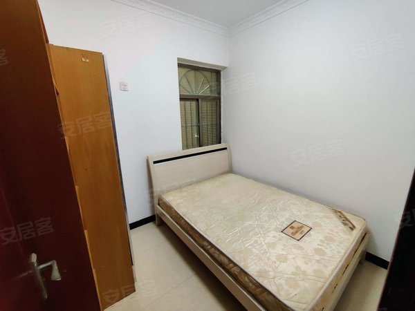 深圳宝安沙井田园居沙井新天虹旁 田园居三房两厅高楼层出租,随时看房