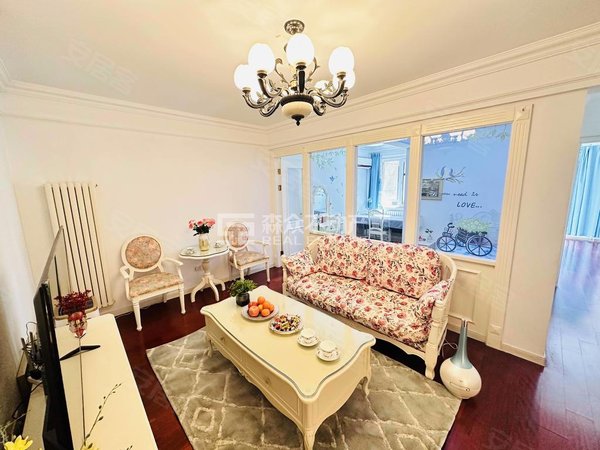 沈阳和平南湖雅宾利花园(一期)雅宾利 精装小两室 南向 低楼层 屋内