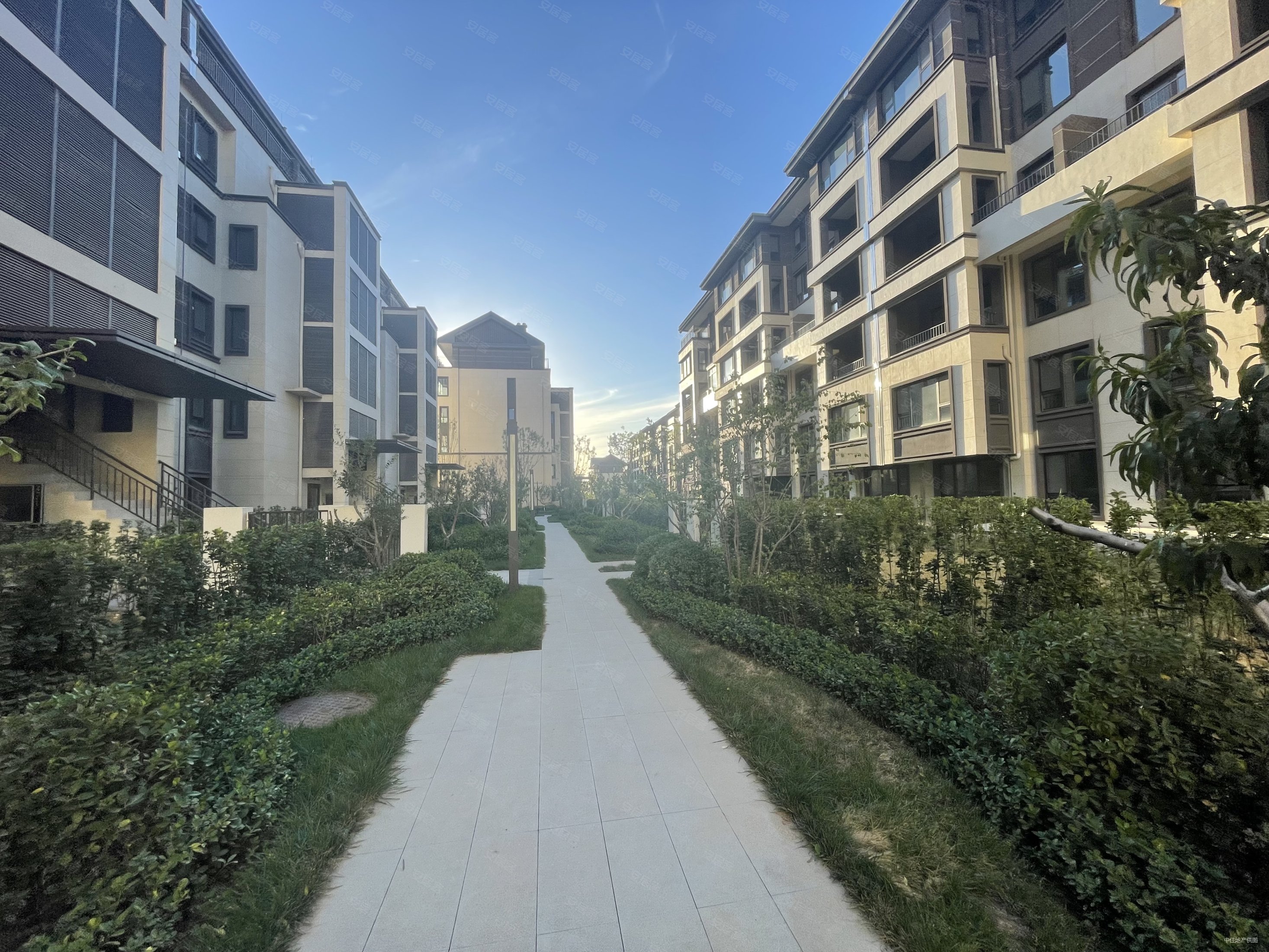 济南房产网>济南二手房>历城二手房>建筑大学二手房>雪山金茂逸墅>