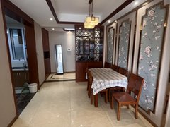 绵阳经开区塘汛包车位,中玮海润城精装套四,房子干净中式装修实木家具出租房源真实图片