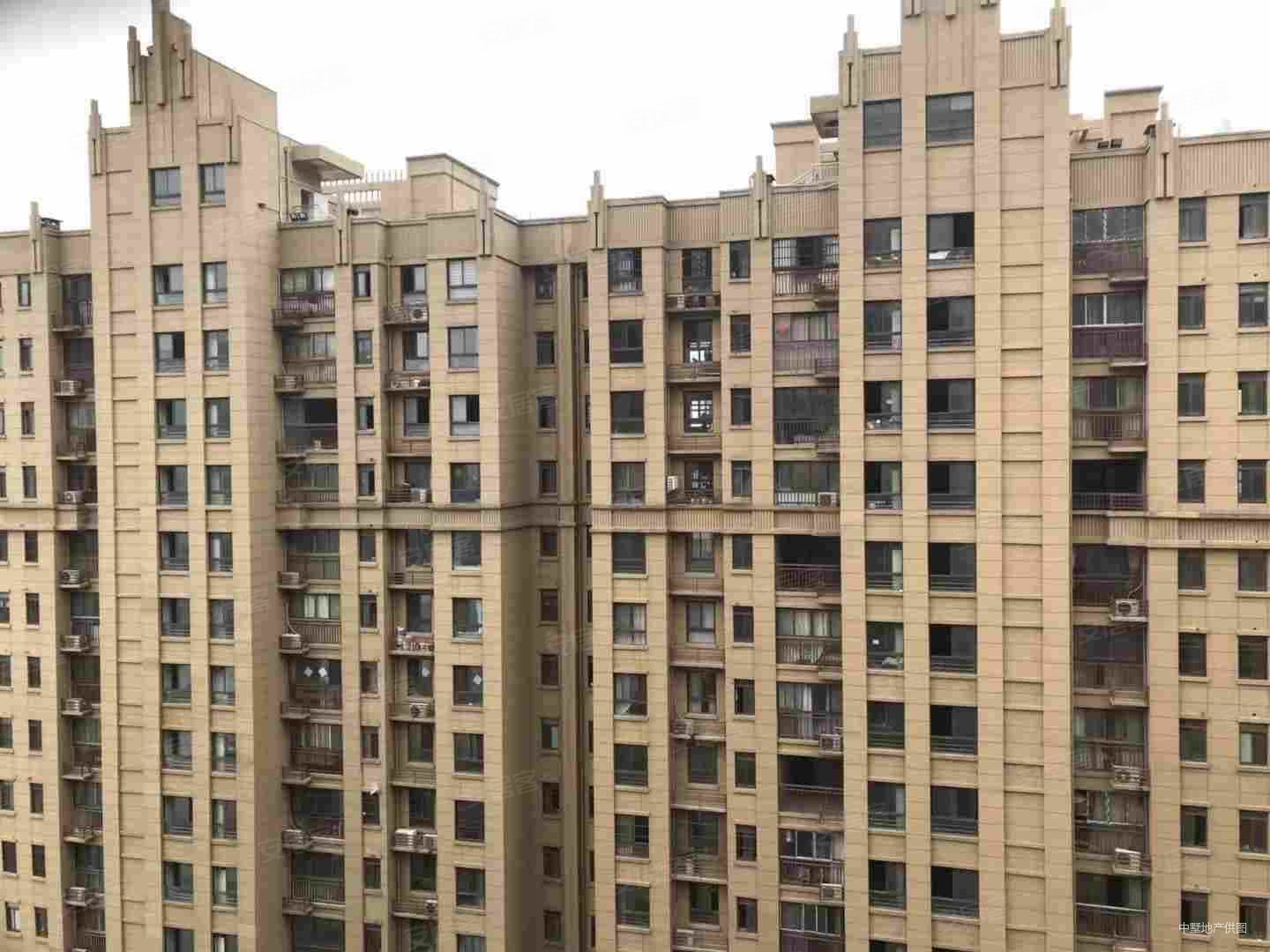 华盛大运城一期3室2厅1卫88.24㎡南北83万