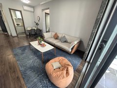 温岭城西温岭银泰出租,宝龙广场3室一厅一厨二卫,家具齐全,拎包入住出租房源真实图片