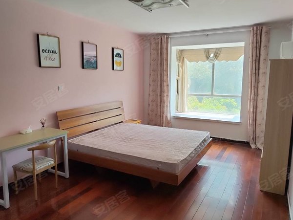 临沂兰山人民广场金鹰花园金鹰花园  主卧独卫有空调  可住情侣 近