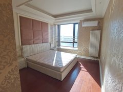 天津开发区第五大街帝景精装三室两厅两卫，拎包入住，全明户型，无中介费出租房源真实图片