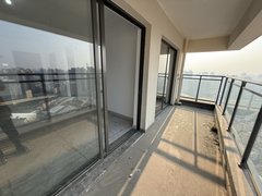 东莞黄江天虹三期飞机户型超大阳台出租出租房源真实图片