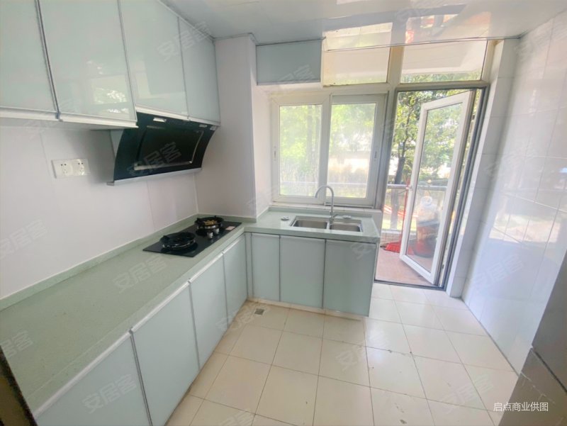 碧水天源湖景三房,对流阳台仅售175w