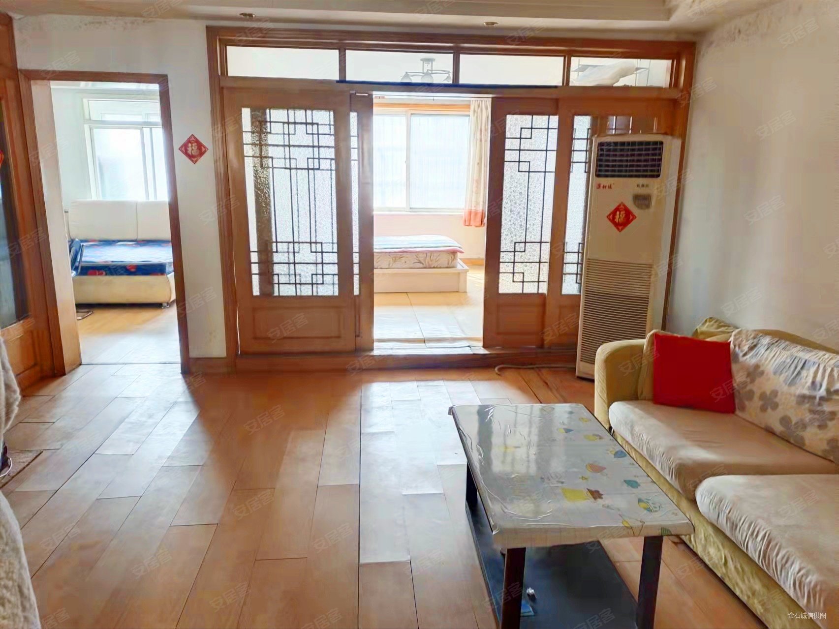 百通花园 2楼大套三 满五   紧靠公交地铁口