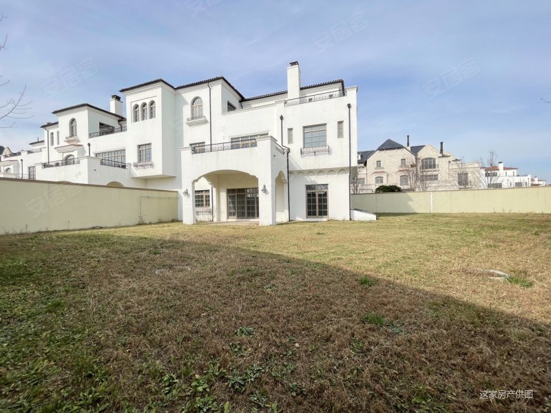 鲁信半岛美庐8室7厅7卫607㎡南北1800万