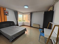 保定莲池新保师附小临近体校 名人国际 第五医院 新秀学校 拎包入住 随时看房出租房源真实图片
