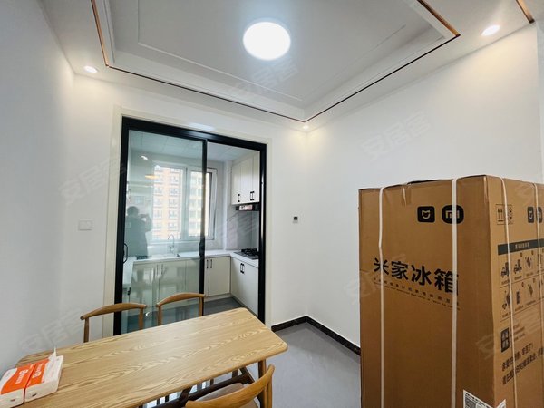 德州齐河城区东海清河园清河园东区洋房!带车位储藏室!三室!拎包住!