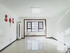 北京顺义杨镇电梯洋房3居室  全屋地暖 有钥匙 刚买过来的 长租稳定出租房源真实图片