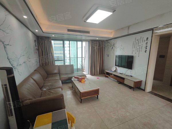 镜湖大道租房,嘉汇城东区豪华装修全新家私家电配置齐全,花都租房