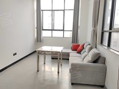 昭通昭阳南片区颠东北医院望海公园附近两室一厅一厨一卫拎包停车免费出租房源真实图片