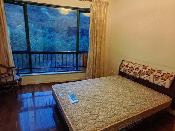 杭州富阳银湖华庭云顶华庭云顶,两室户型,,大阳台,山景房,地铁银湖站