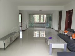 日照莒县城区望都新城电梯房，三室家具齐全，带车位储藏室出租房源真实图片