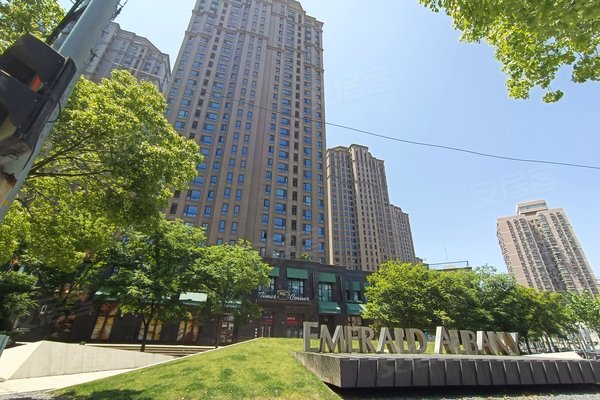 万科翡翠雅宾利