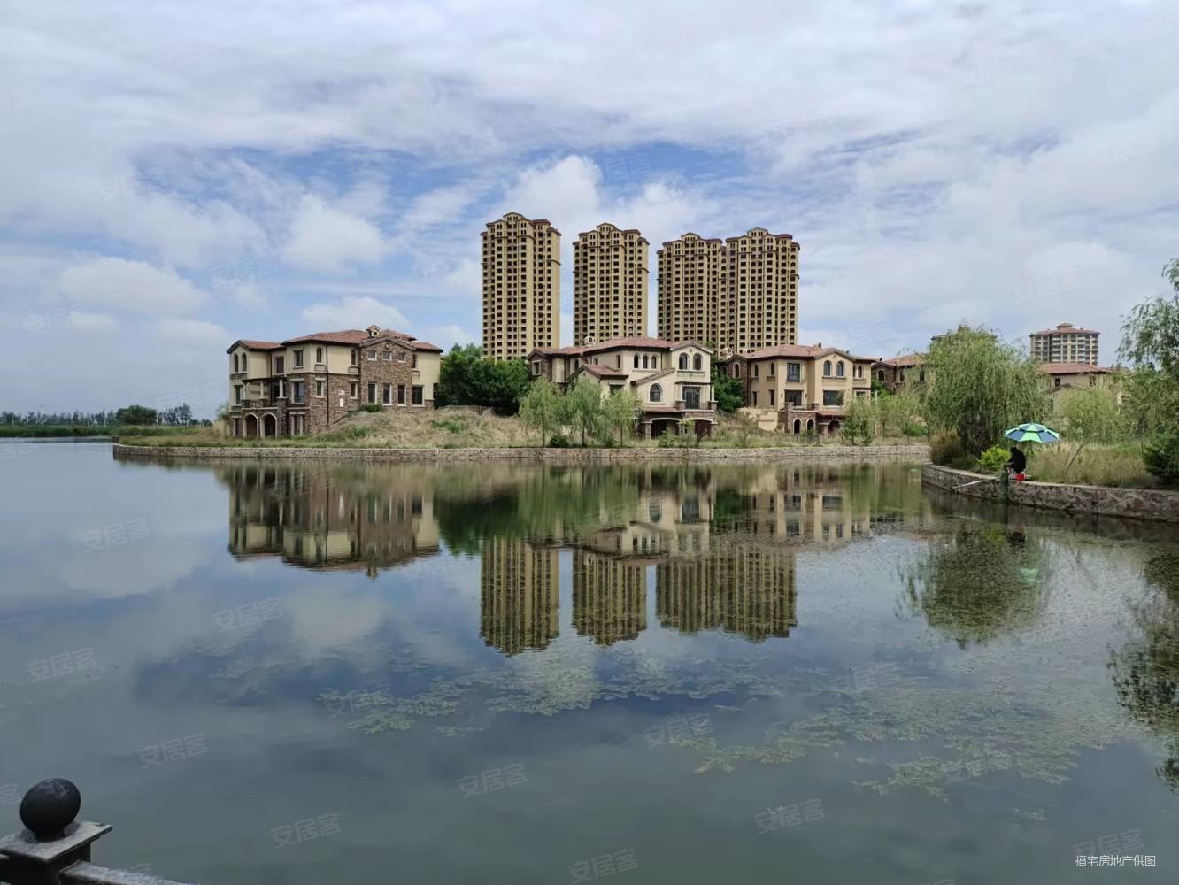 天津房产网>天津二手房>武清二手房>梅厂镇二手房>蓝湖郡>